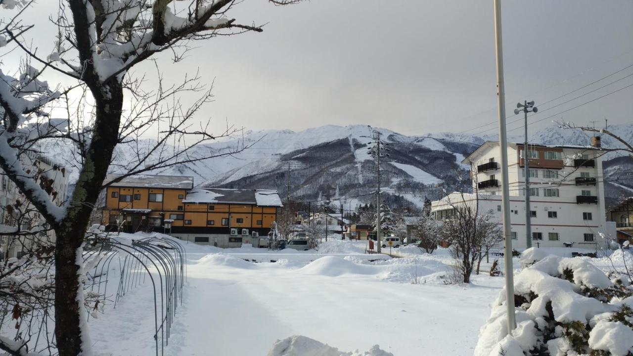 Petit Hotel P-Bow Hakuba Extérieur photo